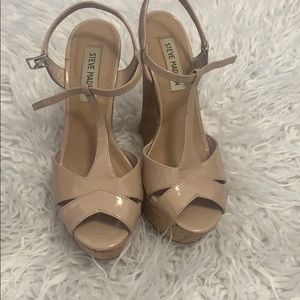 steve madden nude wedges